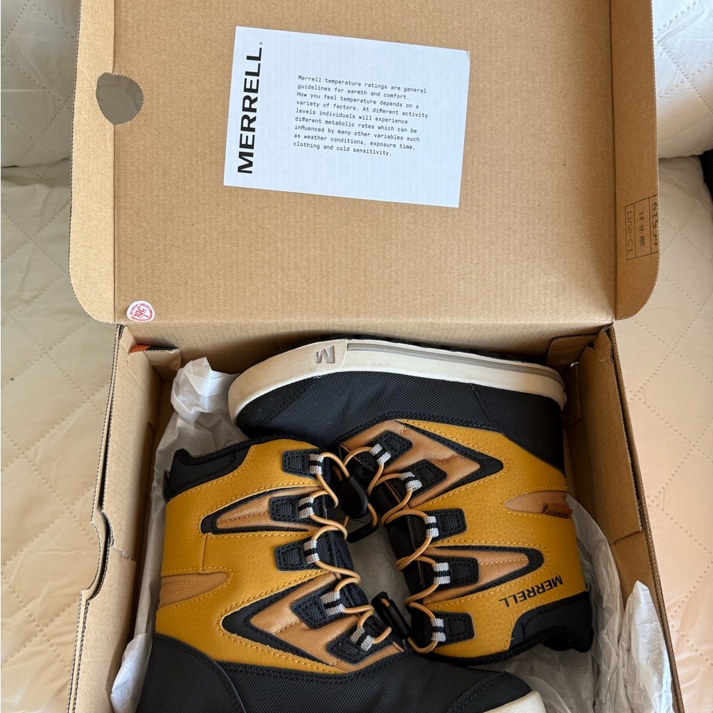 Snow Boots - Merrell